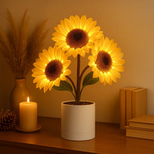 Shimmering Sunflower Lamp